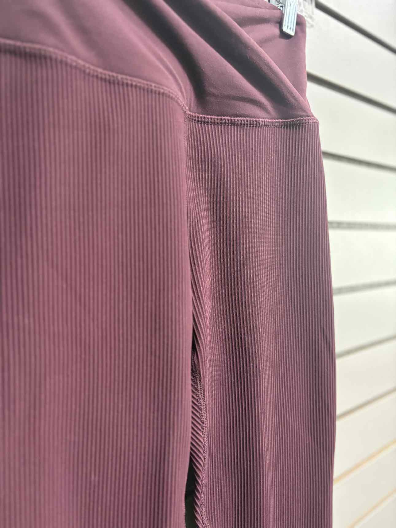 Women's Women Size XS Athleta Burgundy Ribbed Legging