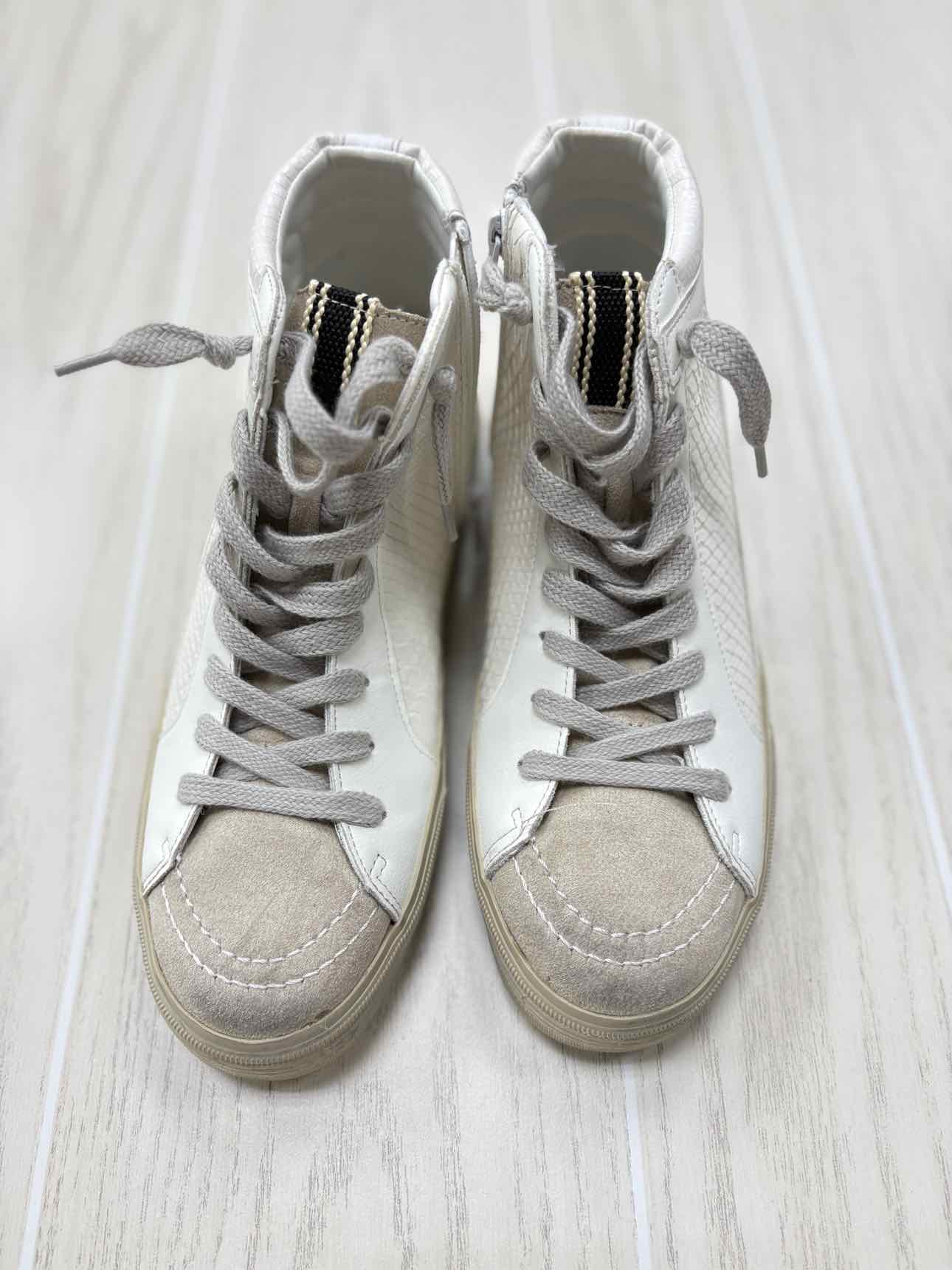 Women's W Shoe Size 7.5 White Shu Shop Sneaker