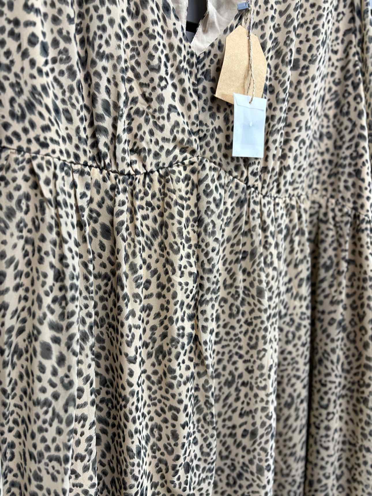 Women's Size 2X Tan Kori Long Sleeve Cheetah Midi Dress