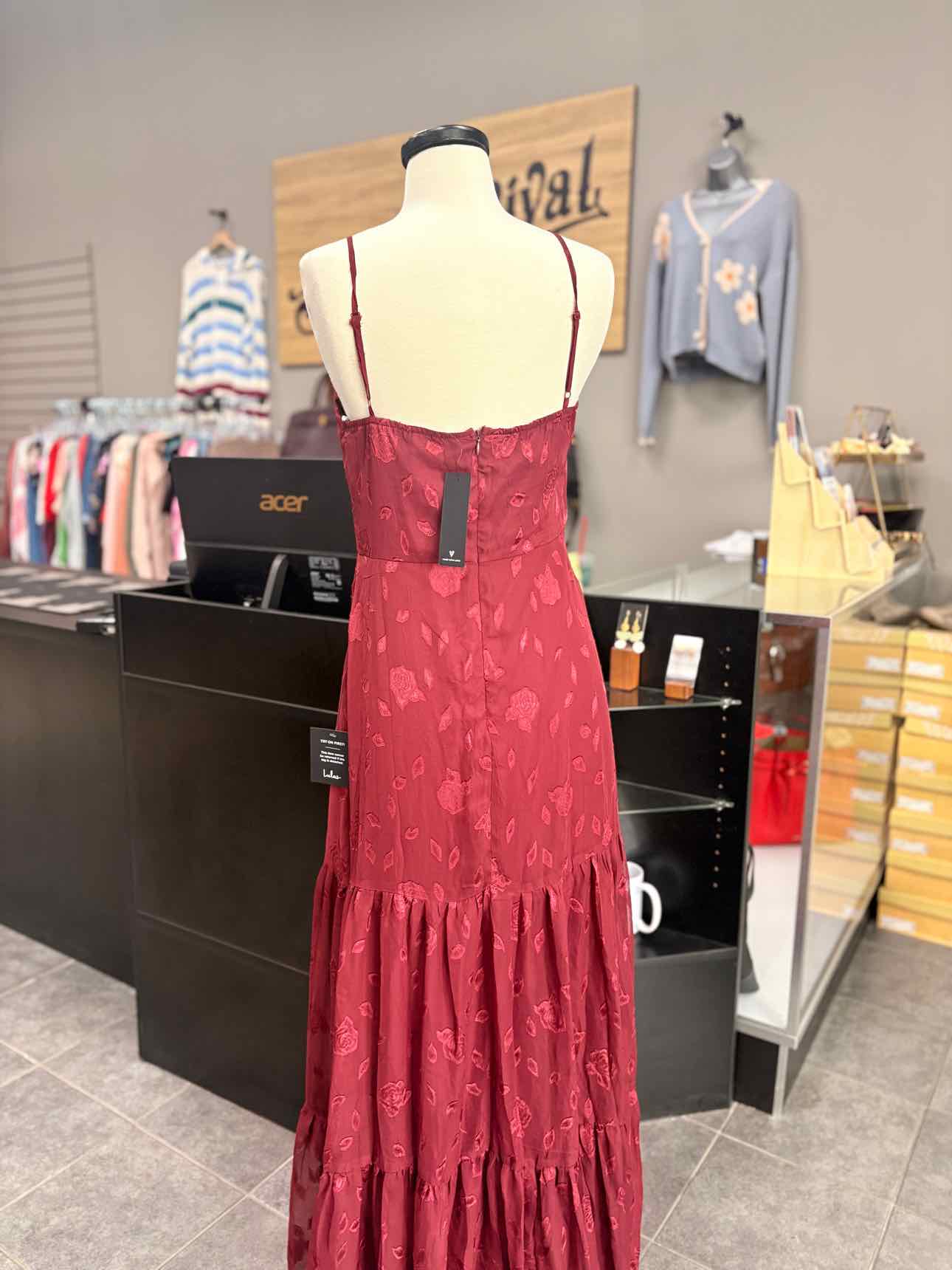 Women's Size M Burgundy Lulus Tank Floral Maxi Dress