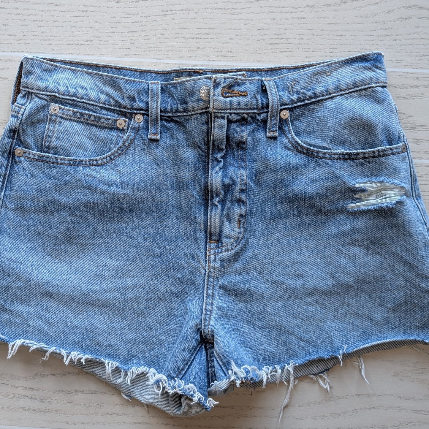 28 Madewell Denim Light Blue Shorts