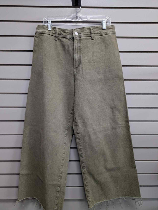 Women's Waist Size 12 Universal Thread Army Green Wide Leg Jean