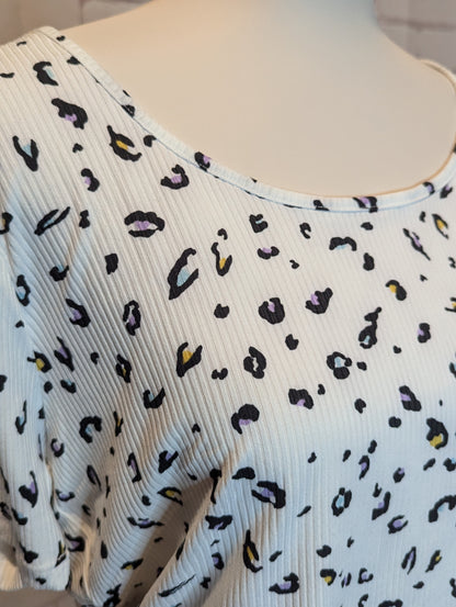 Plus Leopard Back Twist Tee