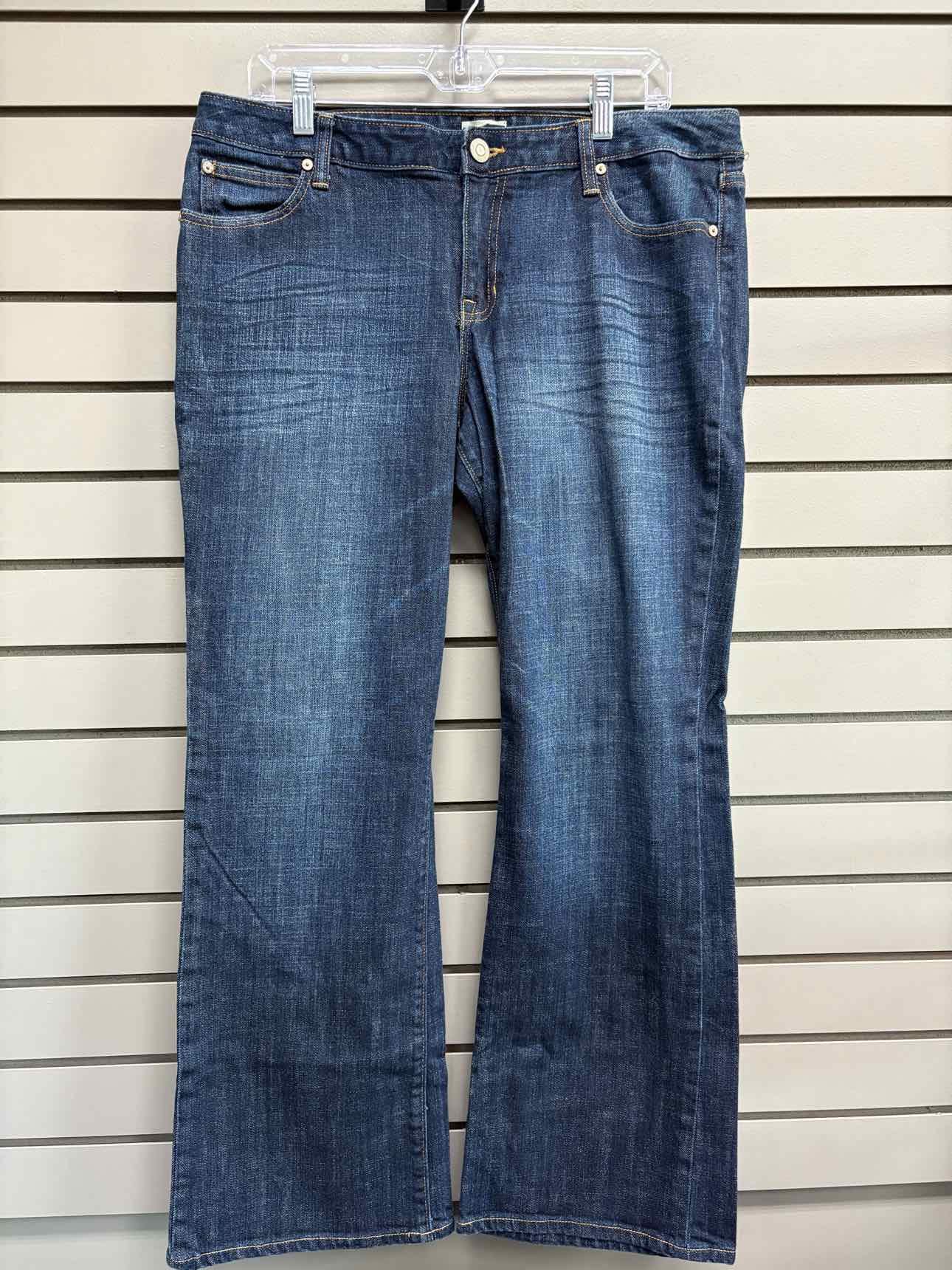 Women's Waist Size 14 GAP Dark Blue Jean