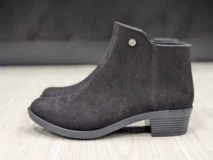 Size 6 Black Wet Knot Mayfair Boot