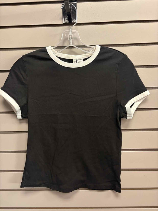 Women's Women Size L Black & White Divided Scoop Short Sleeve Shirt