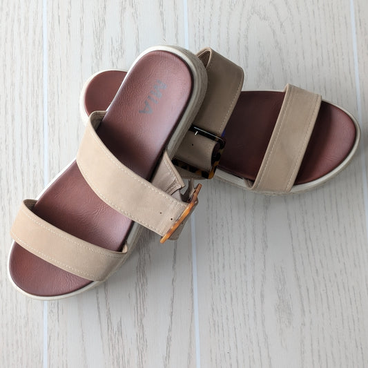 Women's W Shoe Size 8.5 Brown MIA Leather Sandal