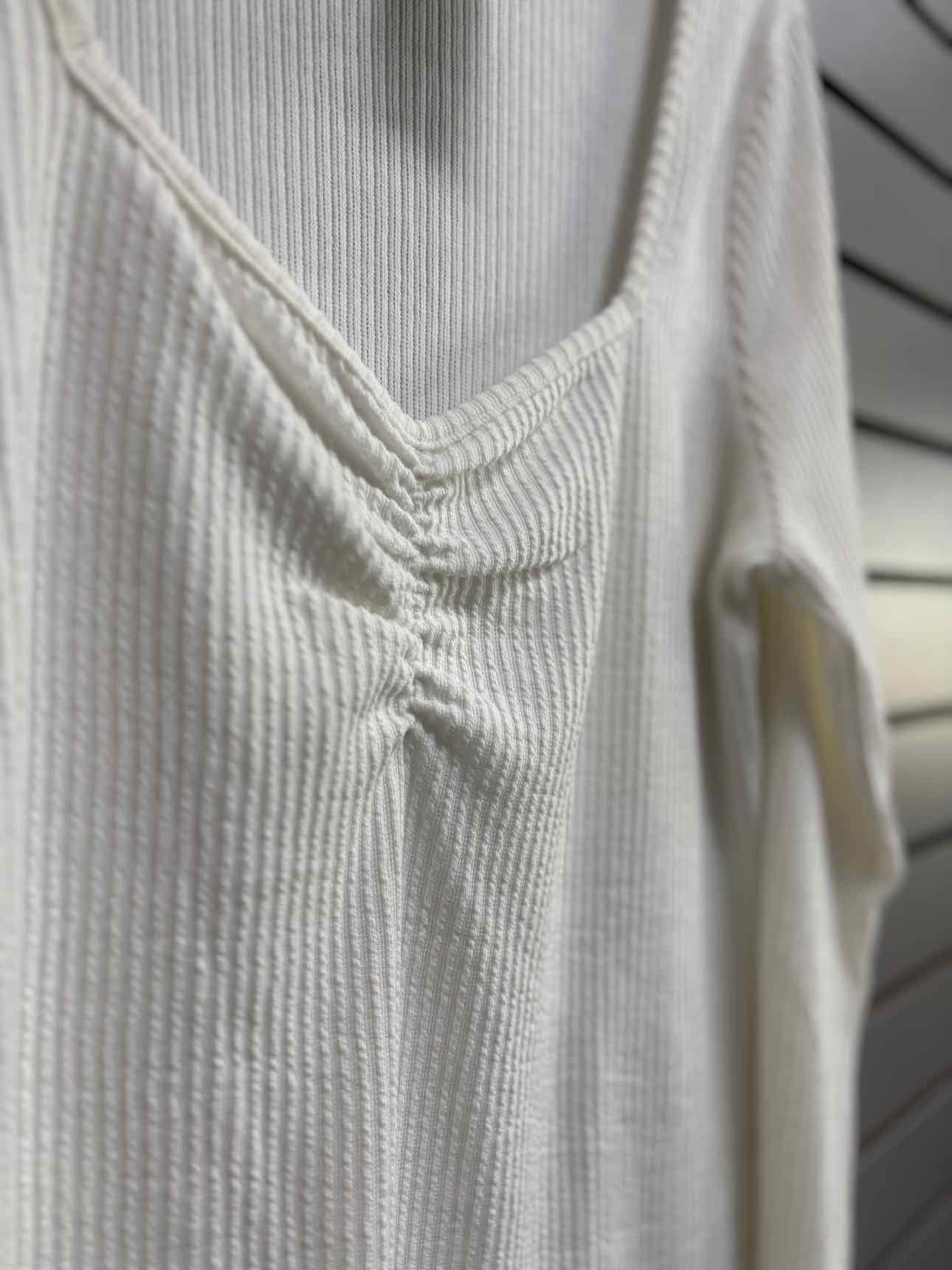 Women's Women Size 2X White Mittoshop Long Sleeve Shirt